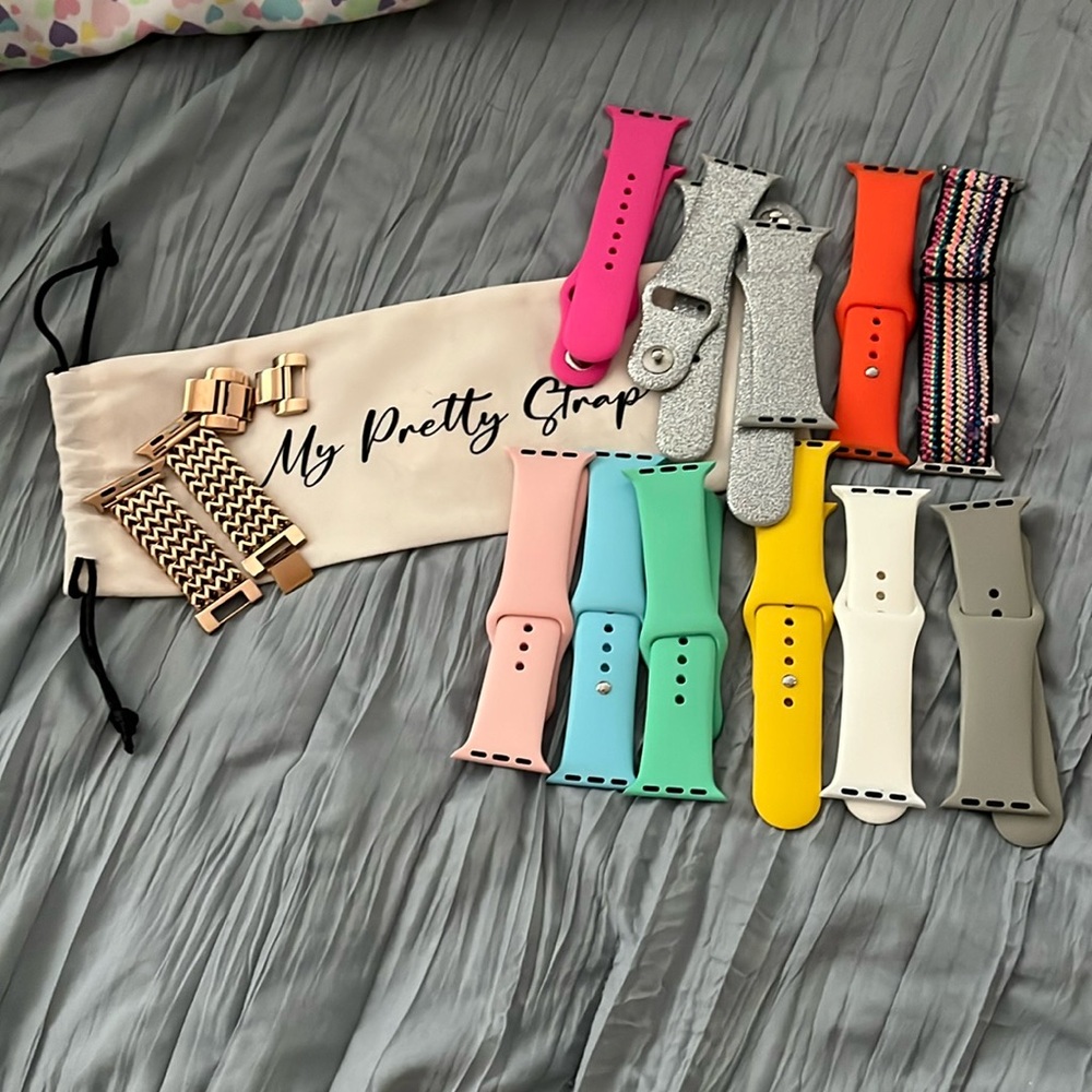 Apple Watch silicone replacement bands compatible with 38/40mm Apple Watch ⌚️